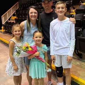 Meet your Posher, Revae